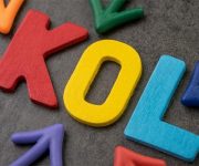 KOLs là gì 1 KOLs là gì? Vì sao doanh nghiệp nên tận dụng KOLs marketing?